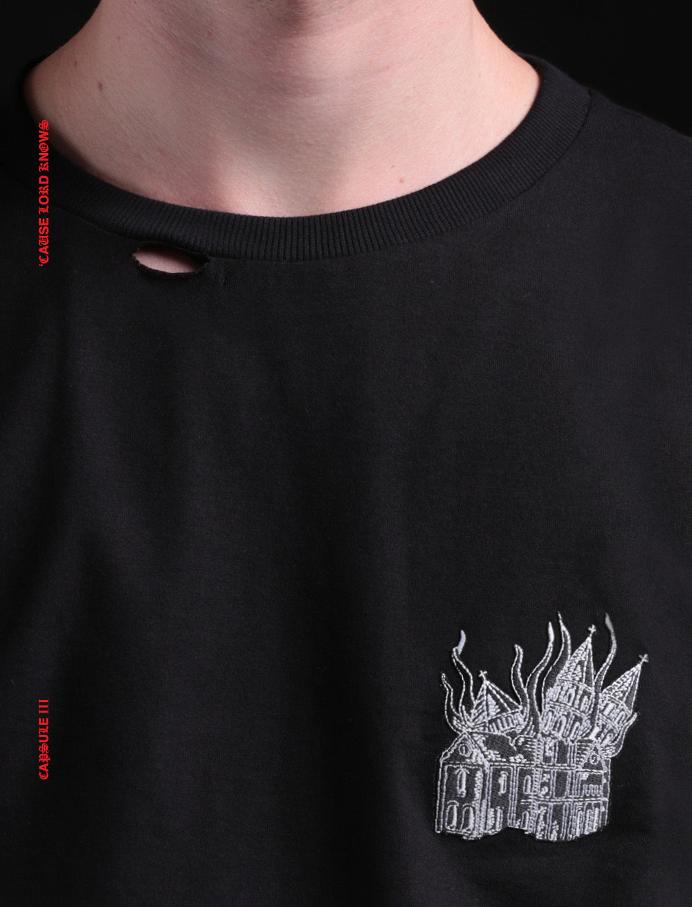 CATHEDRAL PATCH T_SHIRT [BLACK] // RIPPED COLLAR